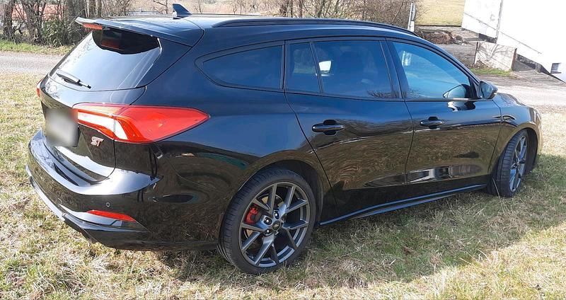 Gebraucht Ford Focus ST-Line 280 PS (205 kW) 2019 Schwarz Kombi
