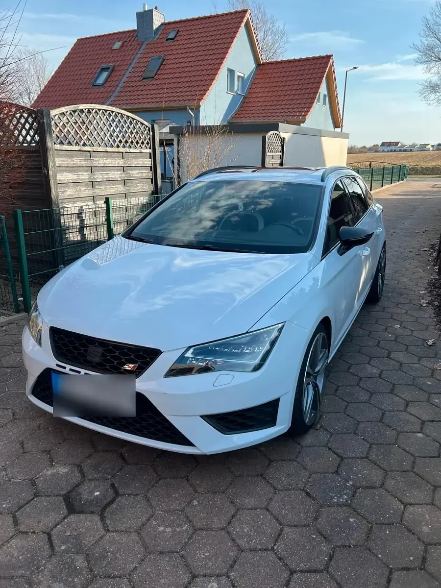 Second-hand Seat Leon ST CUPRA 290 CP (213 kW) 2016 Alb Break