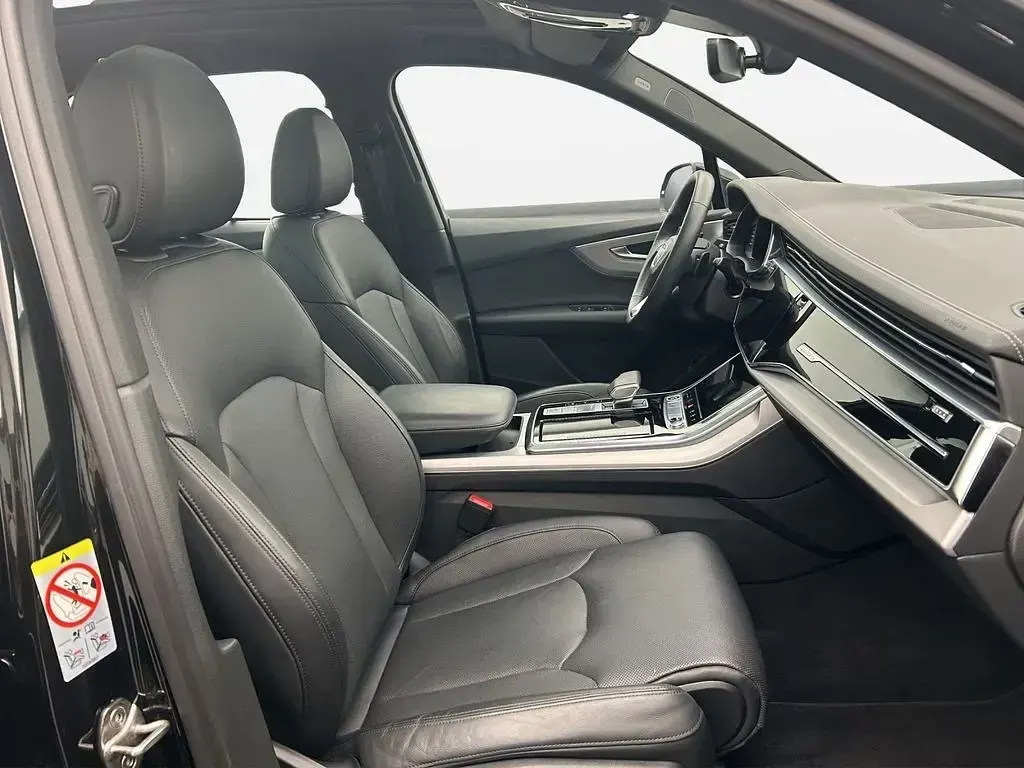 Gebraucht Audi Q7 Performance 286 PS (210 kW) 2023 Mythosschwarz metallic SUV