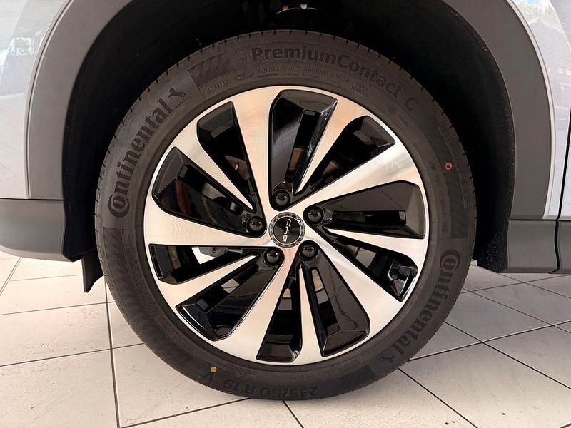 Neu BYD Seal U Boost 218 PS (160 kW) 2025 Grau SUV