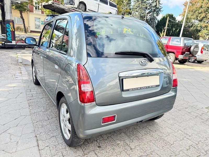 Gebraucht Daihatsu Trevis 58 PS (42 kW) 2009 Grau Kleinwagen