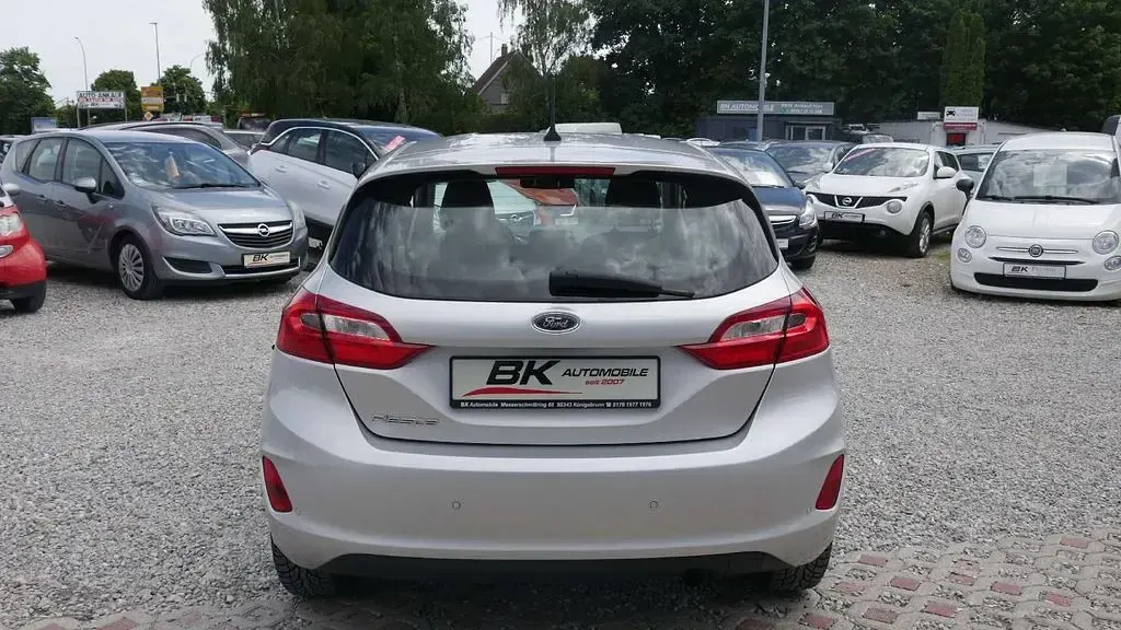 Gebraucht Ford Fiesta 86 PS (63 kW) 2018 Polarsilber Kleinwagen