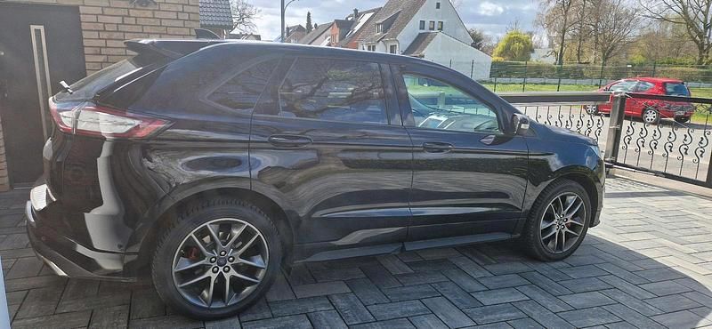 Gebraucht Ford Edge 210 PS (154 kW) 2016 Schwarz SUV