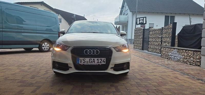 Gebraucht Audi A1 S-Line 122 PS (89 kW) 2011 Weiß Kleinwagen