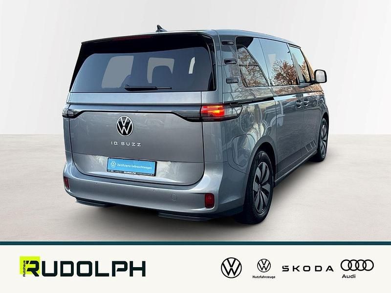 Gebraucht VW ID. Buzz Pro 210 kW (286 PS) 2025 Monosilber metallic Van / Kleinbus