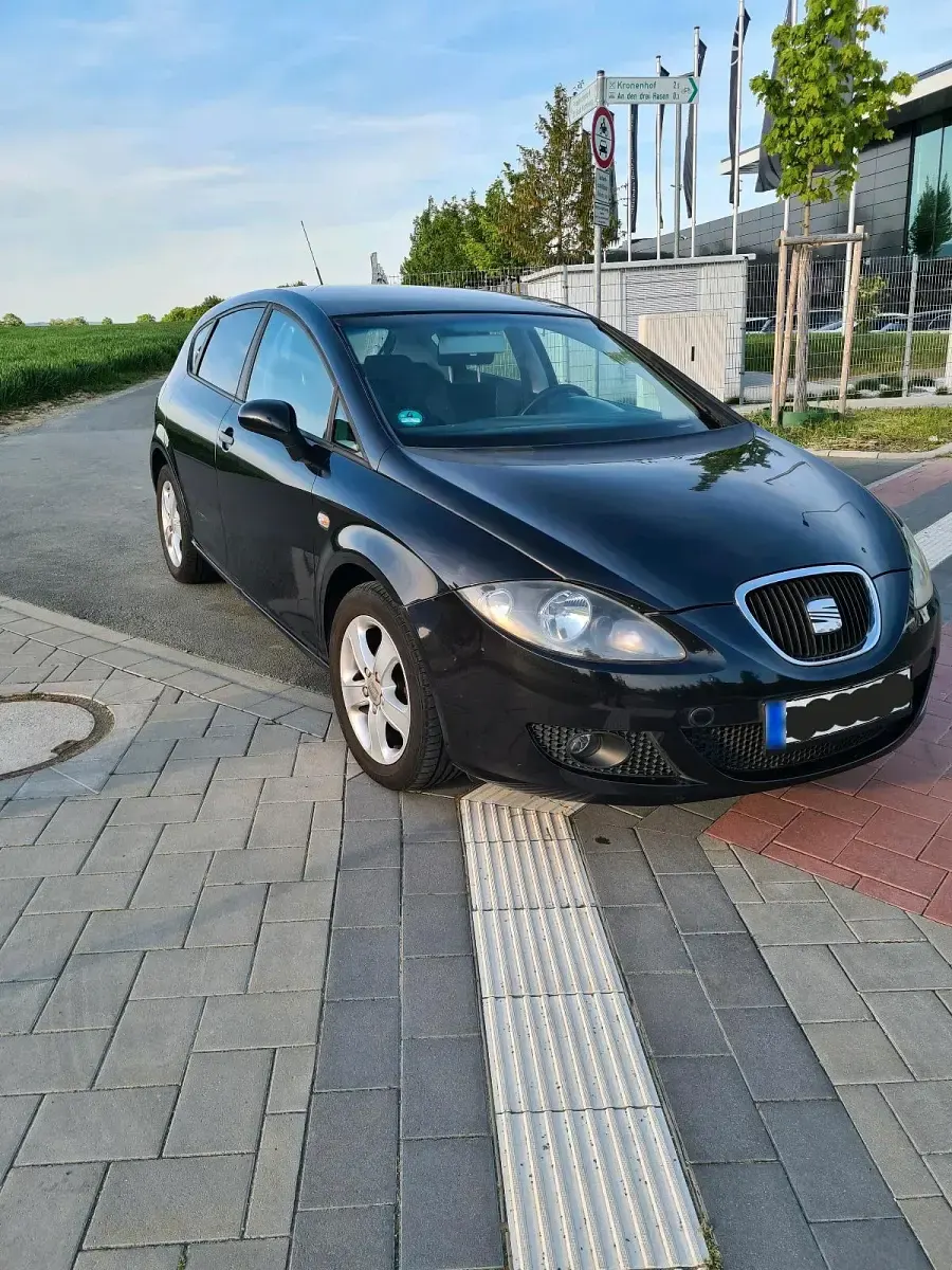 Używany VW Golf V 86 KM (63 kW) 2007 Czarny Hatchback