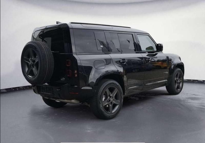 Schwarz Gebraucht 2024 Land Rover Defender SE Dynamic SUV | 62.999 € (Superpreis) - Bild 1/4