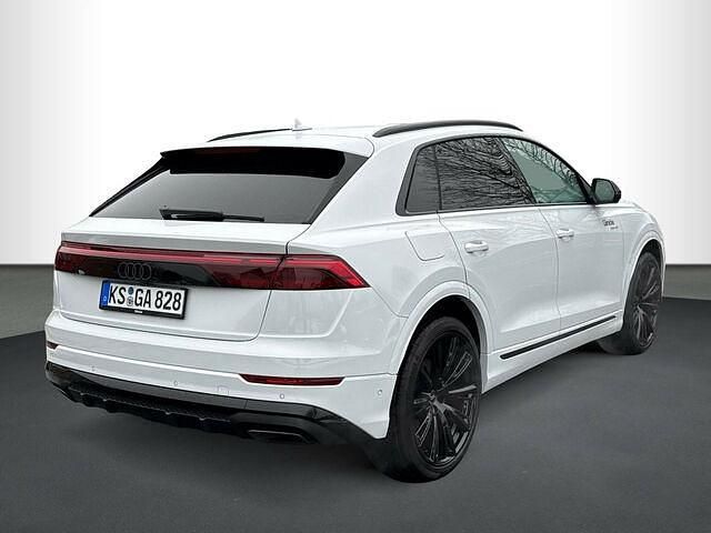 Gebraucht Audi Q8 Ambiente 286 PS (210 kW) 2025 Gletscherweiß metallic SUV