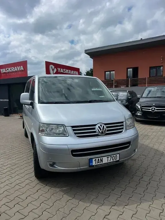 Gebraucht VW Multivan 241 PS (177 kW) 2010 Silber Van / Kleinbus