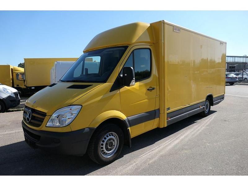 Second-hand Mercedes Sprinter 95 CP (69 kW) 2011 Galben Van