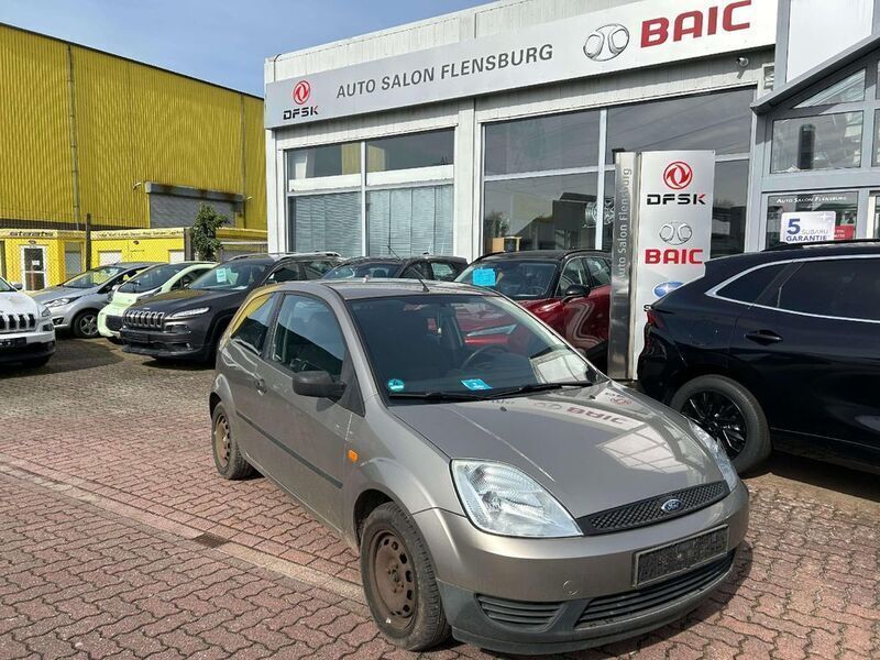 Grau Gebraucht 2003 Ford Fiesta Kleinwagen | 599 € (Guter Preis) - Bild 1/4