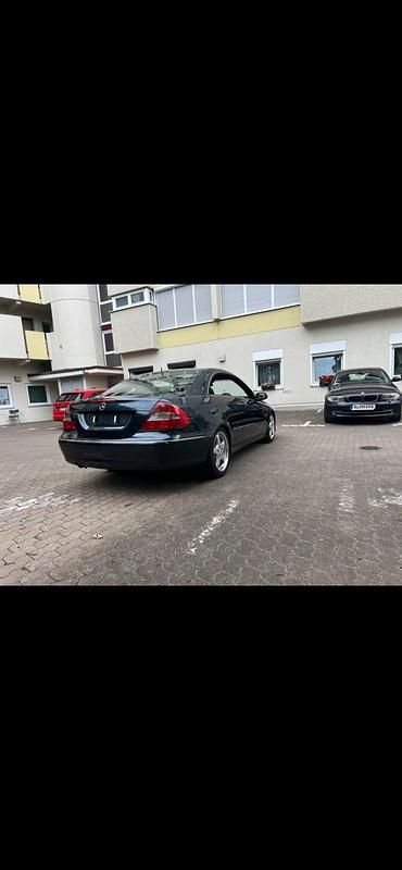 Gebraucht Mercedes CLK320 Avantgarde 224 PS (164 kW) 2006 Schwarz Coupé