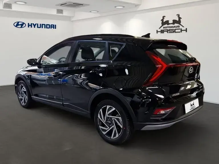 Gebraucht Hyundai Bayon Trend 101 PS (74 kW) 2025 Schwarz SUV
