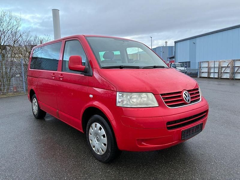 Gebraucht VW T5 131 PS (96 kW) 2007 Rot Van