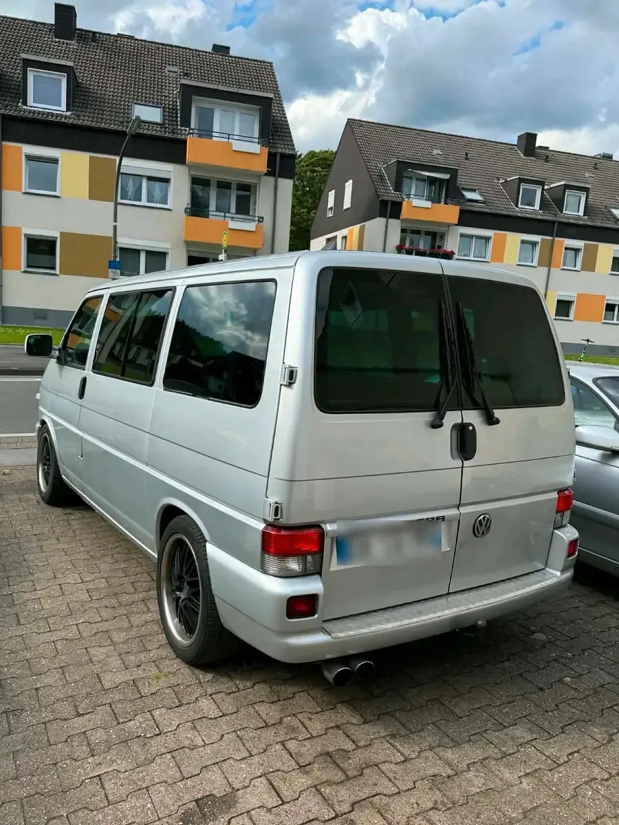 Gebraucht VW T4 151 PS (111 kW) 2003 Silber Van