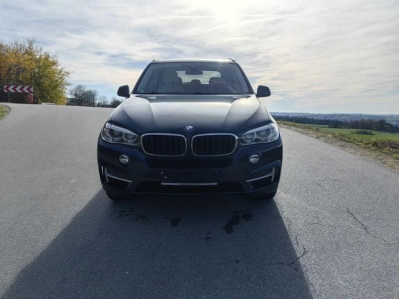 Blau Gebraucht 2017 BMW X5 SUV | 19.950 € - Bild 1/4
