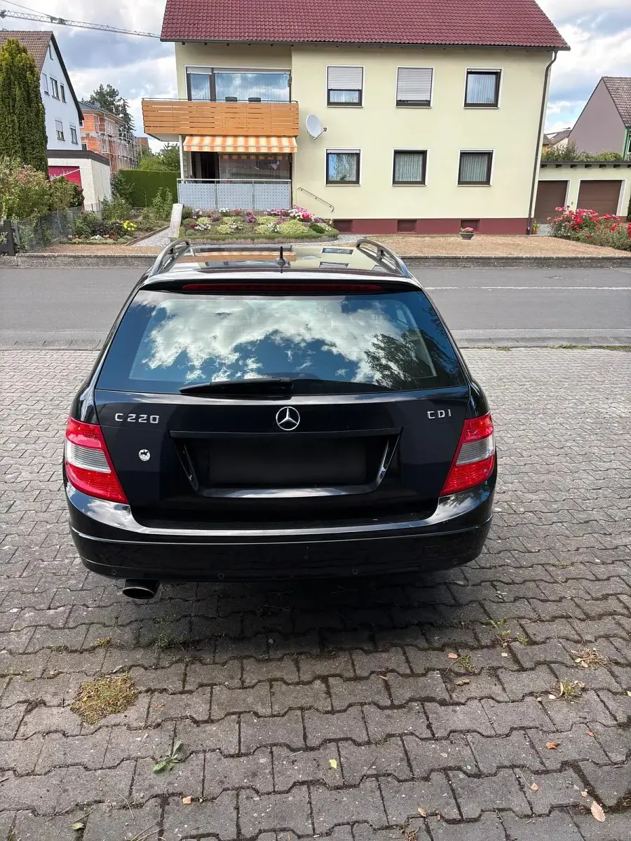 Gebraucht Mercedes C220 170 PS (125 kW) 2008 Schwarz Kombi