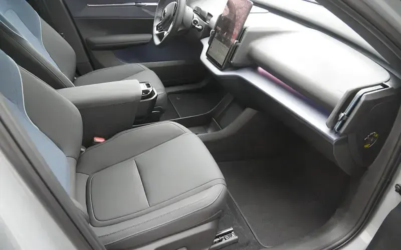 Gebraucht Volvo EX30 Ultra 200 kW (272 PS) 2025 Grau SUV