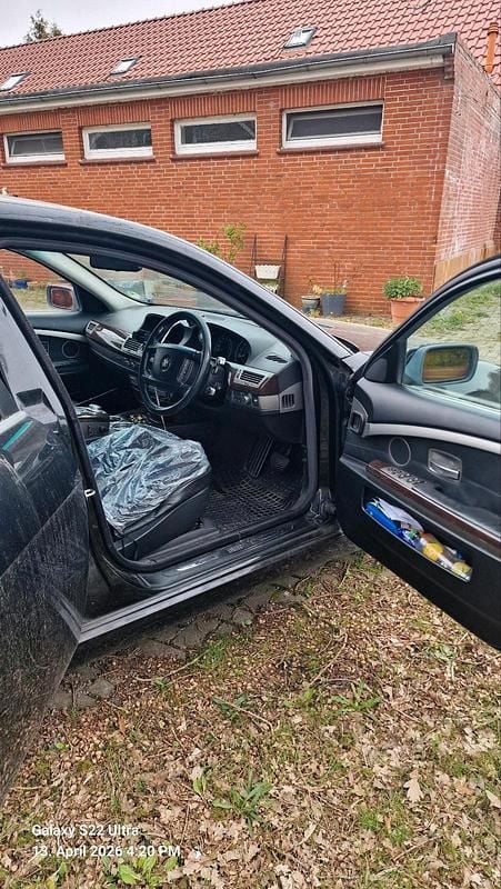 Second-hand BMW 730 231 CP (169 kW) 2006 Negru Berlinǎ