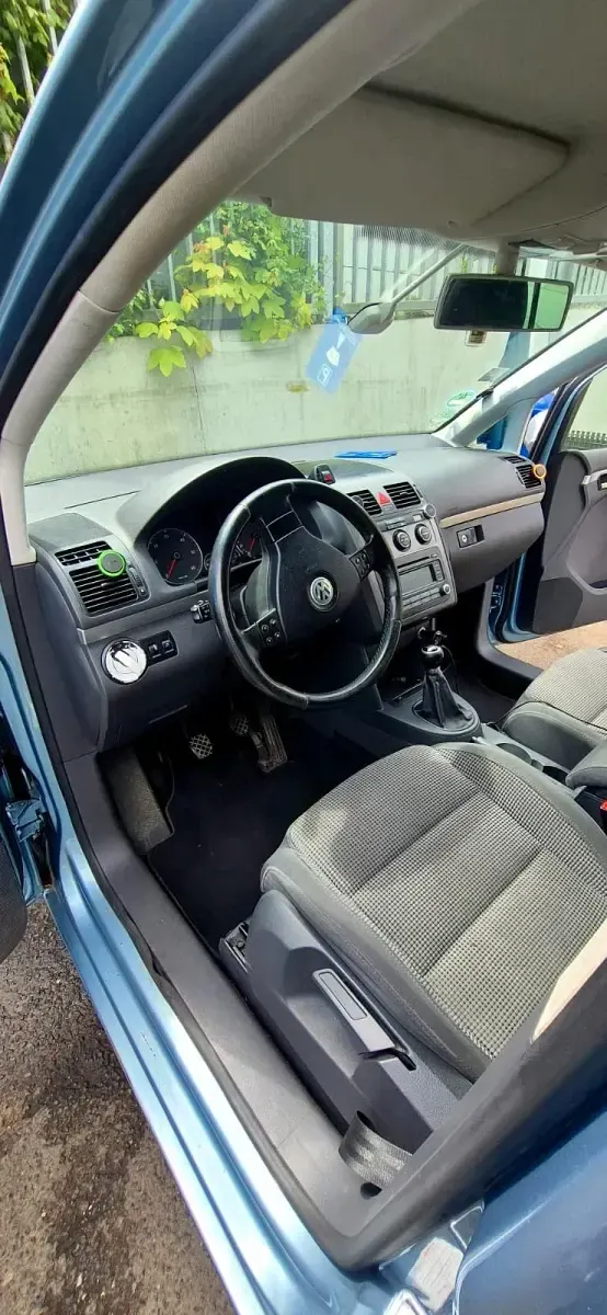 Gebraucht VW Touran 140 PS (102 kW) 2006 Blau Van / Kleinbus