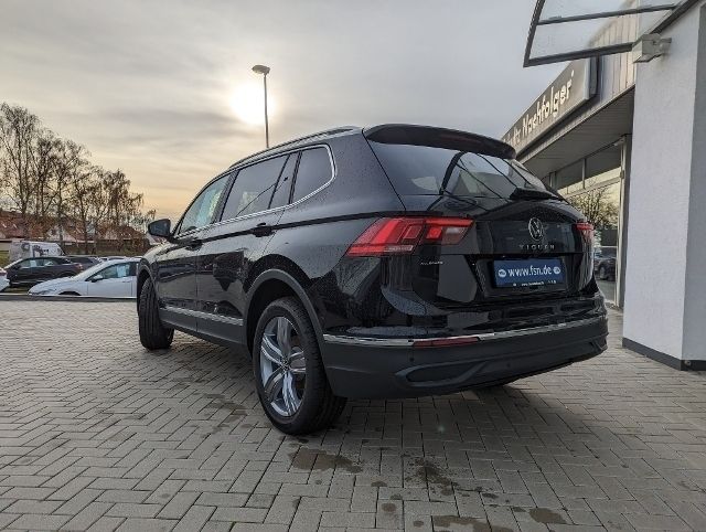 Gebraucht VW Tiguan Allspace Move 200 PS (147 kW) 2022 Schwarz SUV