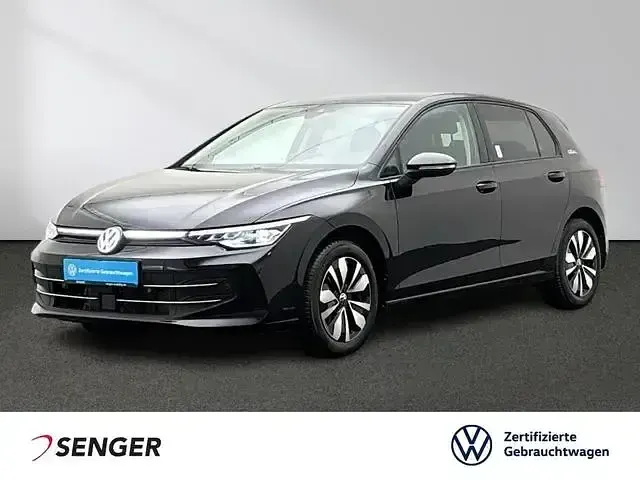 Gebraucht VW Golf VIII Life 150 PS (110 kW) 2025 Limousine
