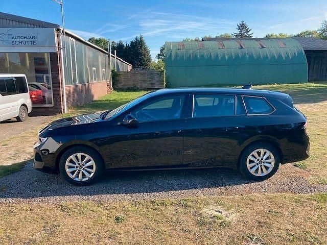 Gebraucht Opel Astra Enjoy 110 PS (80 kW) 2023 Schwarz Kombi
