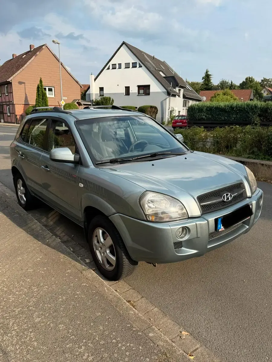 Gebraucht Hyundai Tucson GLS 141 PS (103 kW) 2005 Blau SUV
