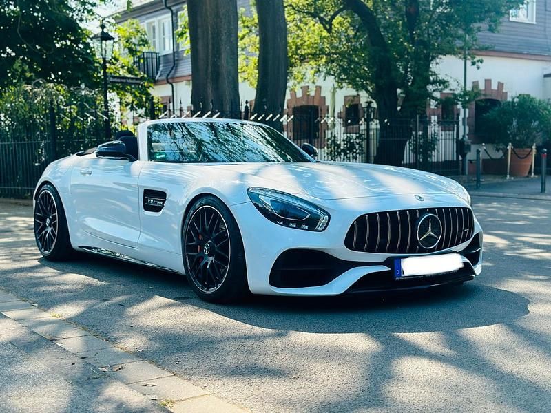 Weiß Gebraucht 2018 Mercedes AMG GT C AMG Coupé | 109.000 € (Fairer Preis) - Bild 1/4