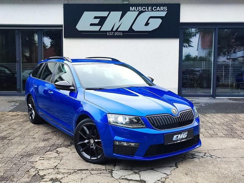 Blau Gebraucht 2016 Skoda Octavia RS Kombi | 16.490 € (Fairer Preis) - Bild 1/4