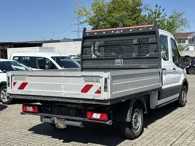 Używany Ford Transit 131 KM (96 kW) 2022 Biały Van