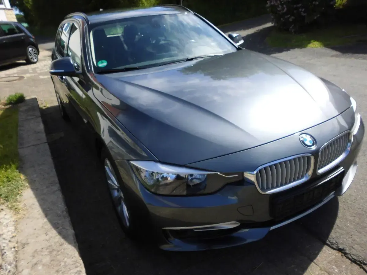 Gebraucht BMW 320 184 PS (135 kW) 2013 Grau Kombi