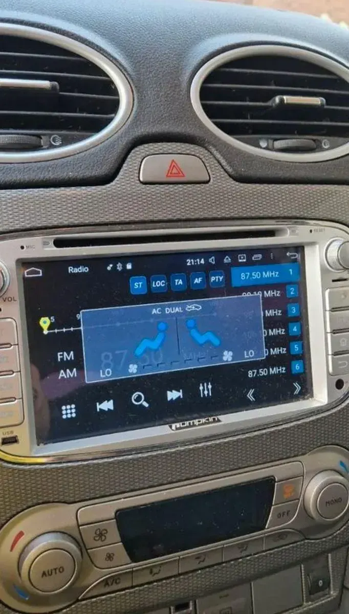 Usata Ford Focus 109 CV (80 kW) 2010 Nero Station wagon