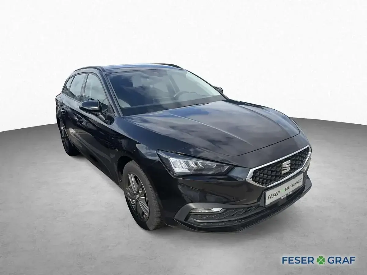 Używany Seat Leon Style 116 KM (85 kW) 2022 Czarny Kombi