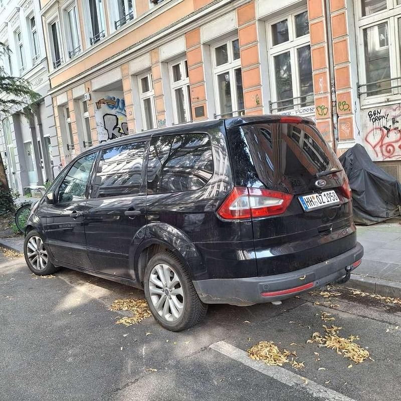 Gebraucht 2009 Ford Galaxy Titanium Van / Kleinbus | 5.345 € (Guter Preis) - Bild 1/4