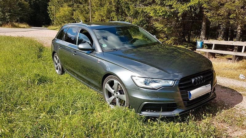 Grau Gebraucht 2012 Audi A6 Comfort Kombi | 11.900 € (Guter Preis) - Bild 1/4