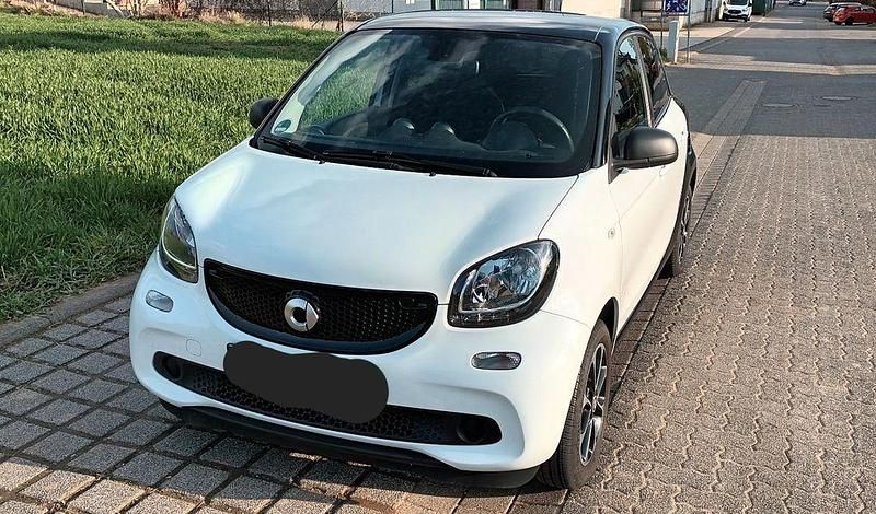 Gebraucht Smart ForFour 71 PS (52 kW) 2018 Weiß Kleinwagen