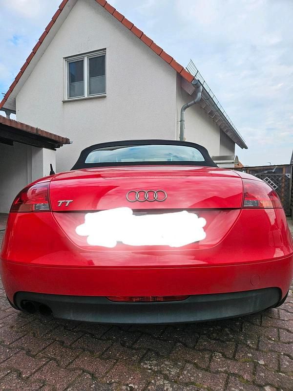 Gebraucht Audi TT Roadster 200 PS (147 kW) 2008 Rot Cabrio