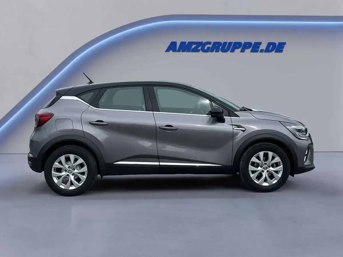Gebraucht Renault Captur 140 PS (102 kW) 2022 Braun met SUV