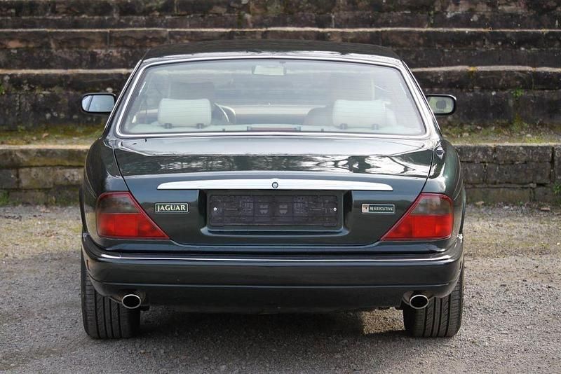 Gebraucht Jaguar X300 1996 Grün Limousine