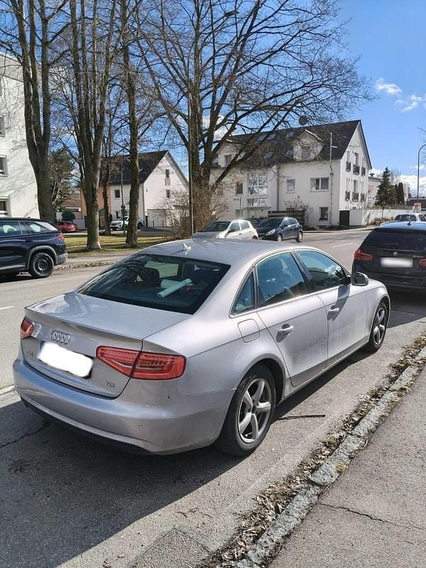 Gebraucht Audi A4 Ambition 150 PS (110 kW) 2015 Silber Limousine