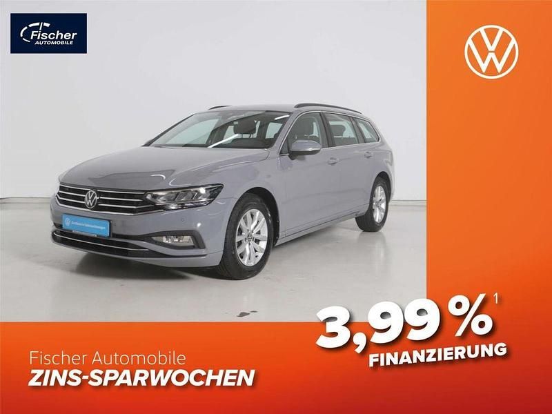 Grau Gebraucht 2023 VW Passat Business Kombi | 27.980 € (Fairer Preis) - Bild 1/4