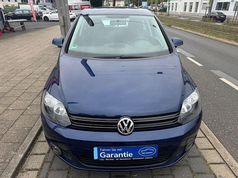 Blau Gebraucht 2011 VW Golf Plus Comfortline Van / Kleinbus | 4.599 € (Fairer Preis) - Bild 1/4