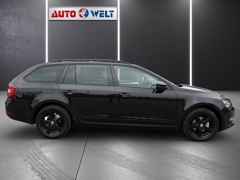 Gebraucht Skoda Octavia Ambition 150 PS (110 kW) 2018 Schwarz Kombi