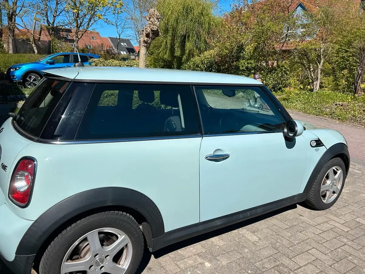 Usata Mini ONE 75 CV (55 kW) 2011 Blu Utilitaria
