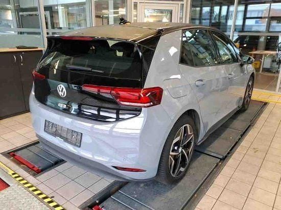 Gebraucht VW ID.3 Pro 106 kW (145 PS) 2022 Mondsteingrau Kleinwagen