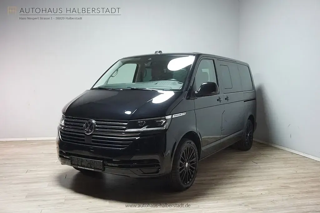 Gebraucht VW Multivan 204 PS (150 kW) 2023 Schwarz Van / Kleinbus