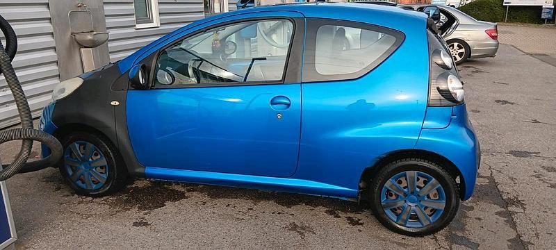 Gebraucht Citroën C1 69 PS (50 kW) 2010 Blau Kleinwagen