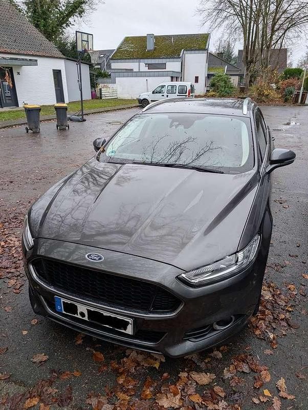 Grau Gebraucht 2017 Ford Mondeo Titanium Kombi | 12.900 € (Guter Preis) - Bild 1/4