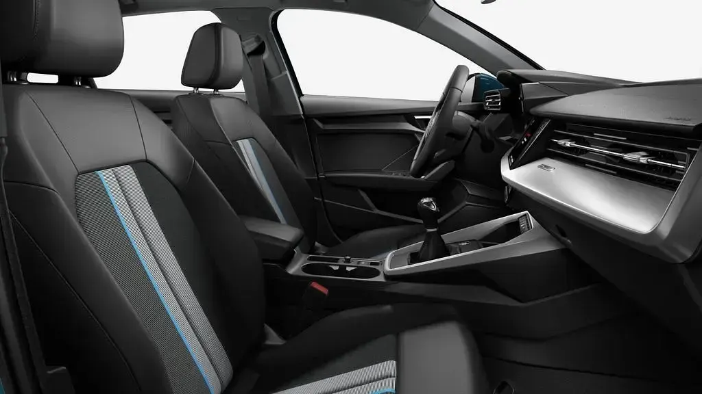 Usata Audi A3 Advanced 150 CV (110 kW) 2021 Blu Berlina